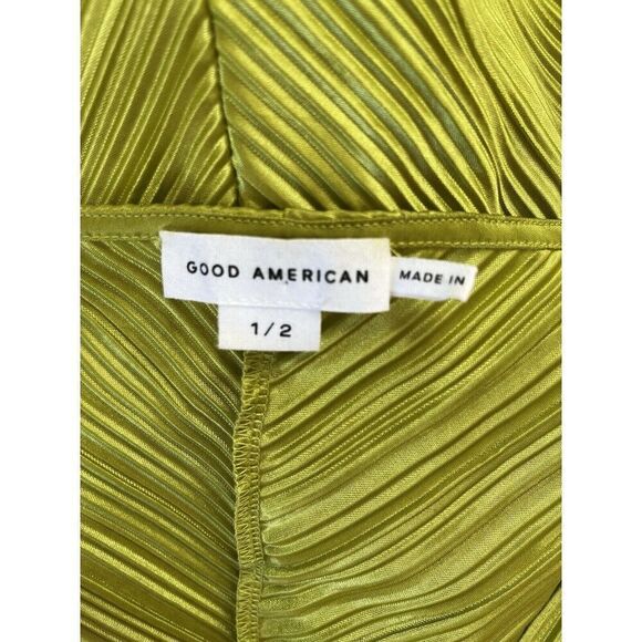 Good American ALWAYS FITS PLISSÉ MAXI DRESS IN CHARTRUSSE001 Women’s Size 1/2 - Picture 3 of 10